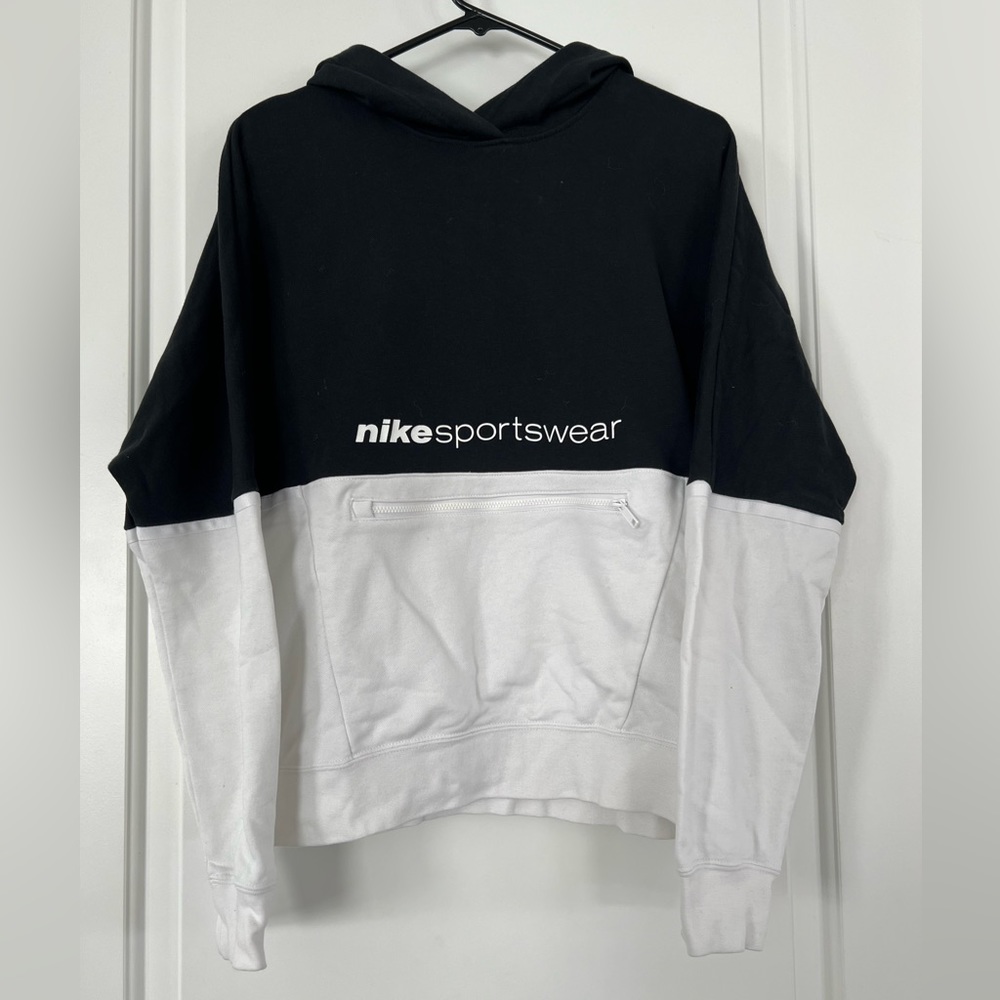 Nike sweatshirt